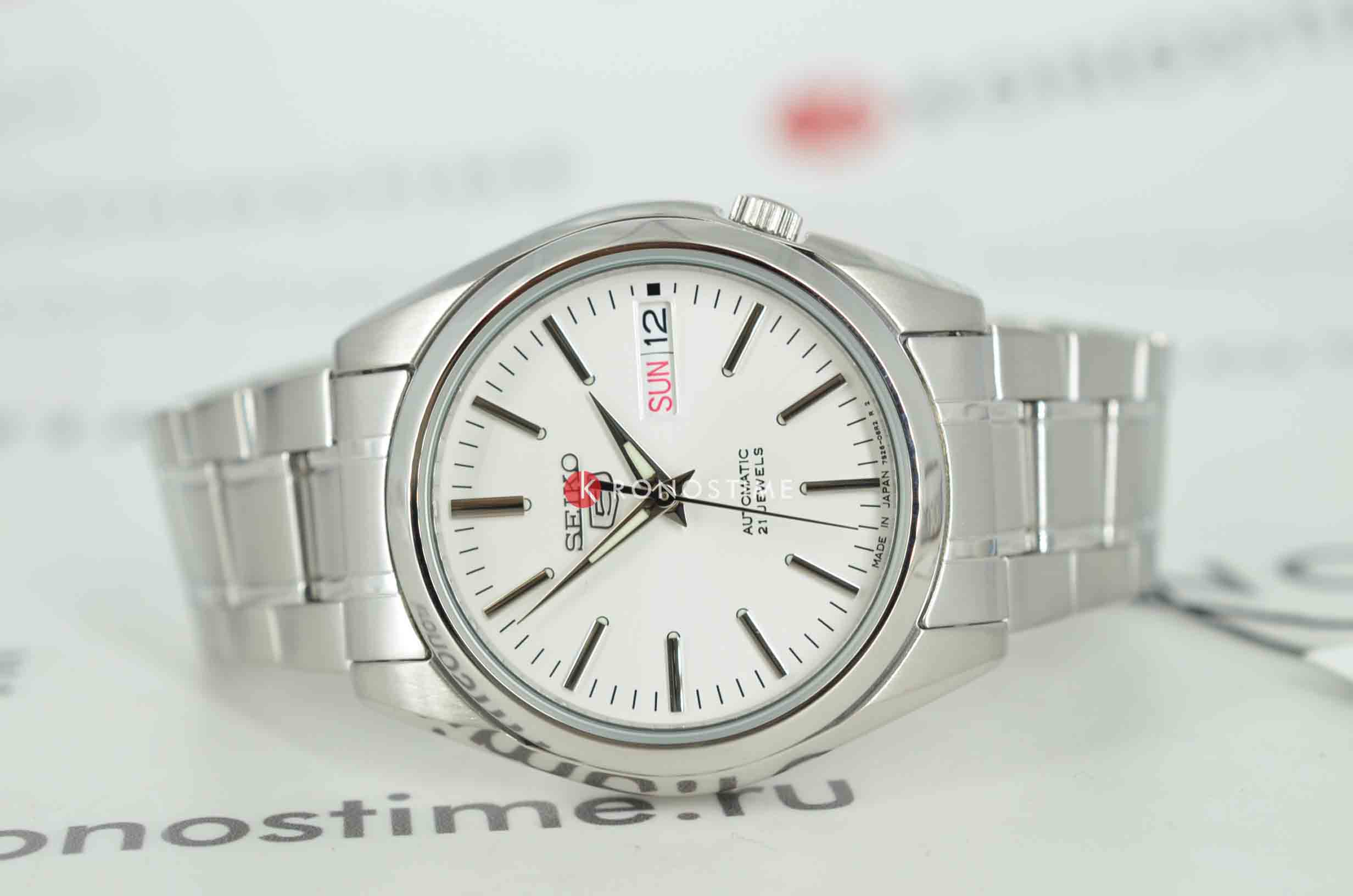 Seiko Seiko 5 Regular SNKL41J1,  япония мужские часы на браслете нержавеющая сталь боковой вид
